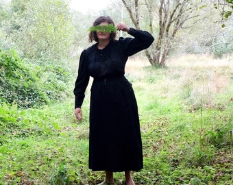 Vintage and Antique Clothing by marybethhale on Etsy Vintage and Antique Clothing by marybethhale on Etsy