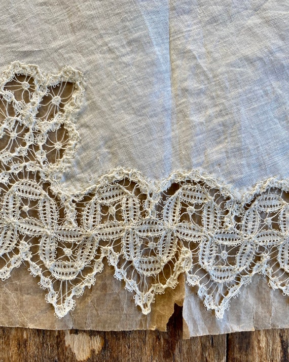 Antique Handmade Battenberg Lace Handkerchief - image 7