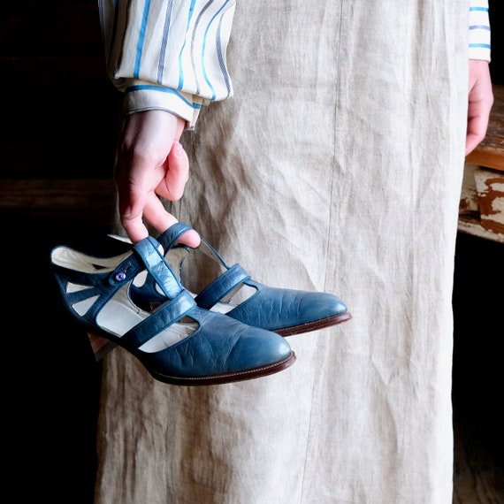 1920s Teal Blue T-Strap Shoes Size 4 A