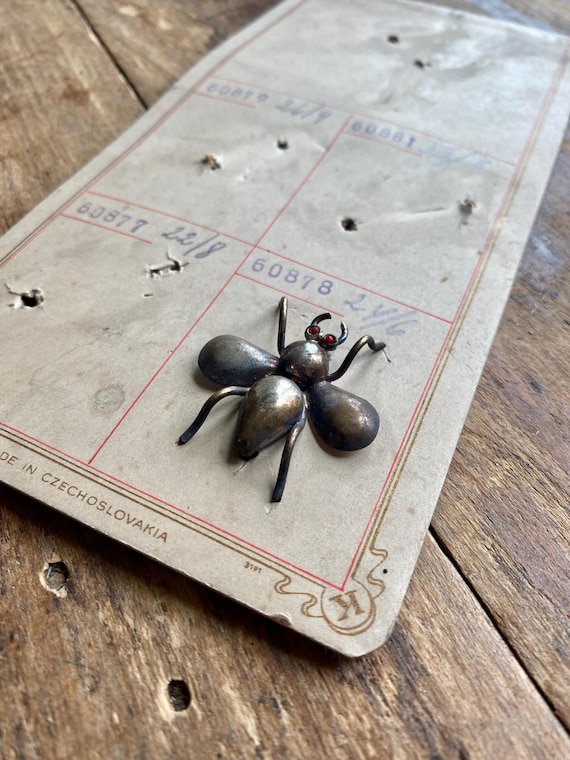 New Old Stock Insect Bug Brooch - image 9