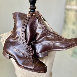 1900s  Buster Brown Lace Up Boots with Original Laces