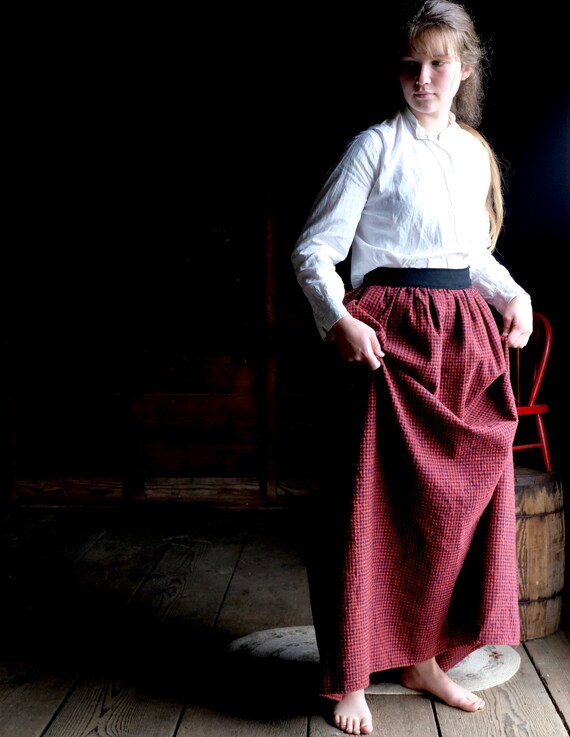 Primitive Red and Navy Check Wool Homespun Skirt 3