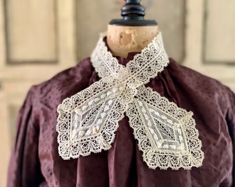 Victorian 1860s Lace Wedding Neckwear Bow