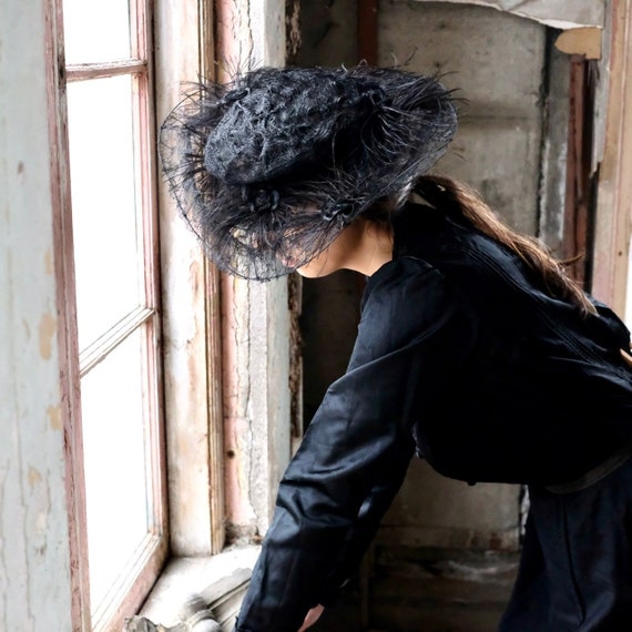Edwardian Horsehair and Feather Hat