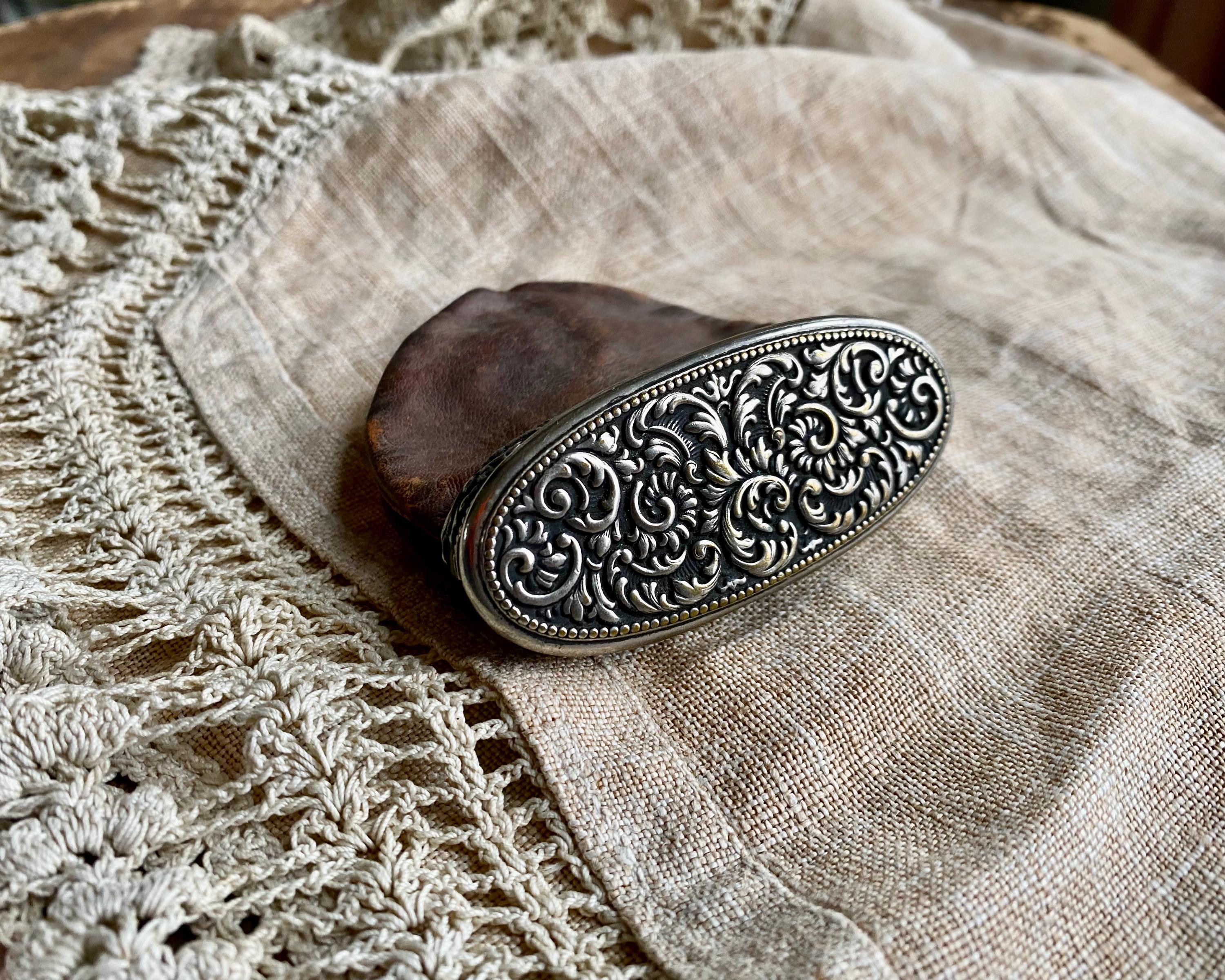 Bijoux Broche Ancienne Avec Perle et Pierre Bleue à Réparer