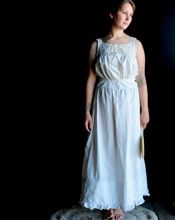 Antique Linen Petticoat 26" Waist - image 3