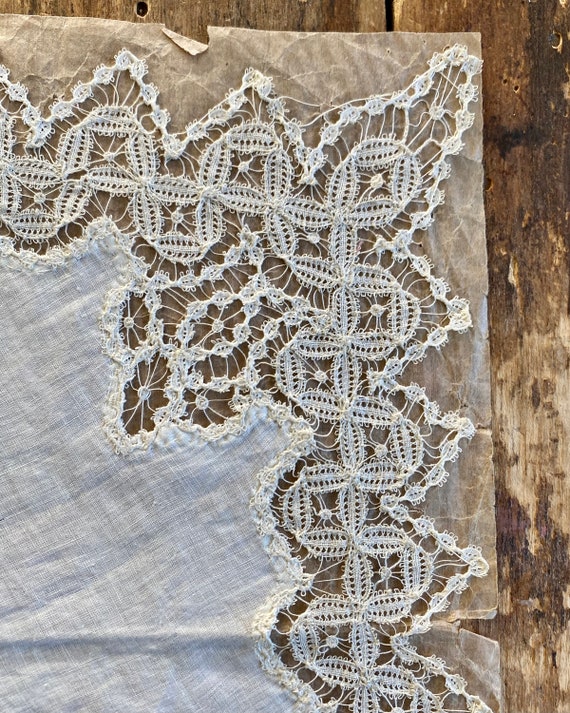 Antique Handmade Battenberg Lace Handkerchief - image 3