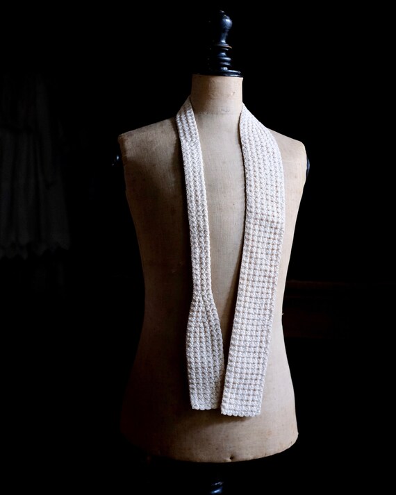 Victorian Silk Crochet Necktie