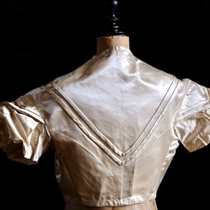 Antique 1850s Silk Satin Bodice image 2