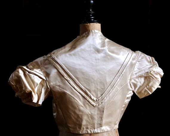 Antique 1850s Silk Satin Bodice - image 2