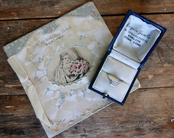 present presentation box Vintage Ring Presentation Box