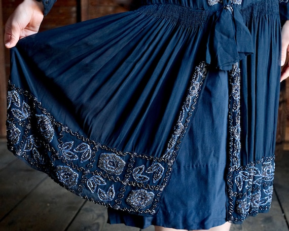 1920s Navy Blue Chiffon Beaded Dress - image 7
