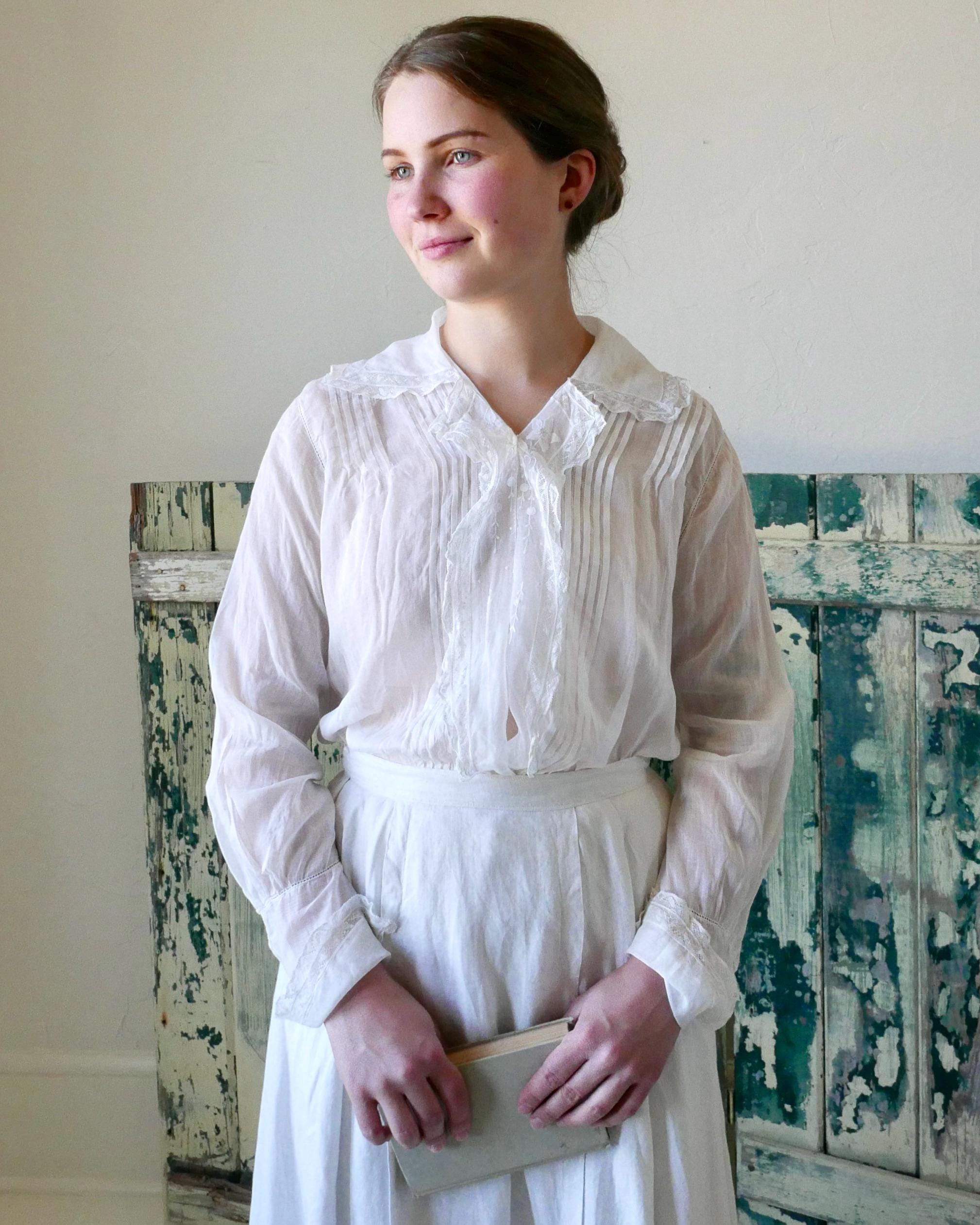 Edwardian Shirtwaist with French Cuffs Size Small