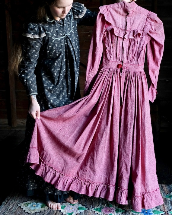 calico dress 1800s