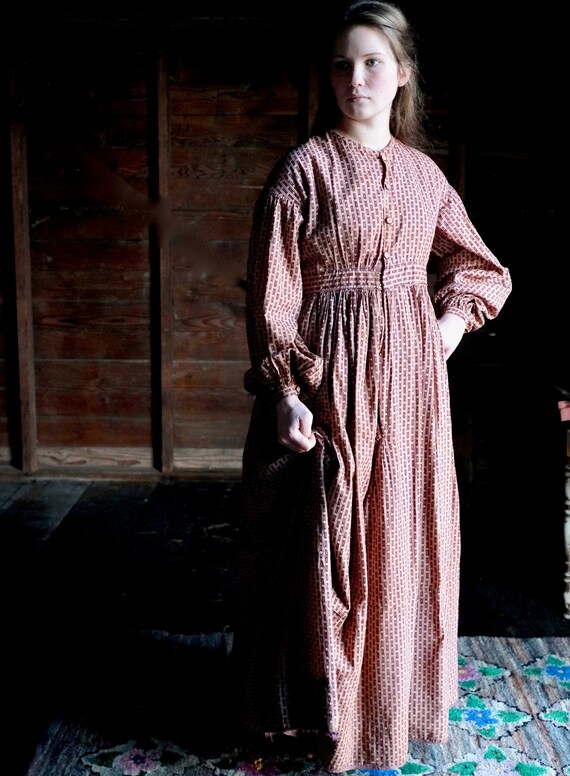 1860s Cotton Print Dress 29"- 30" Waist