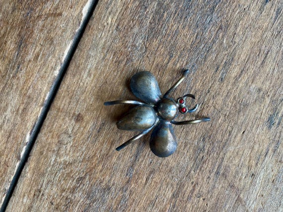New Old Stock Insect Bug Brooch - image 4