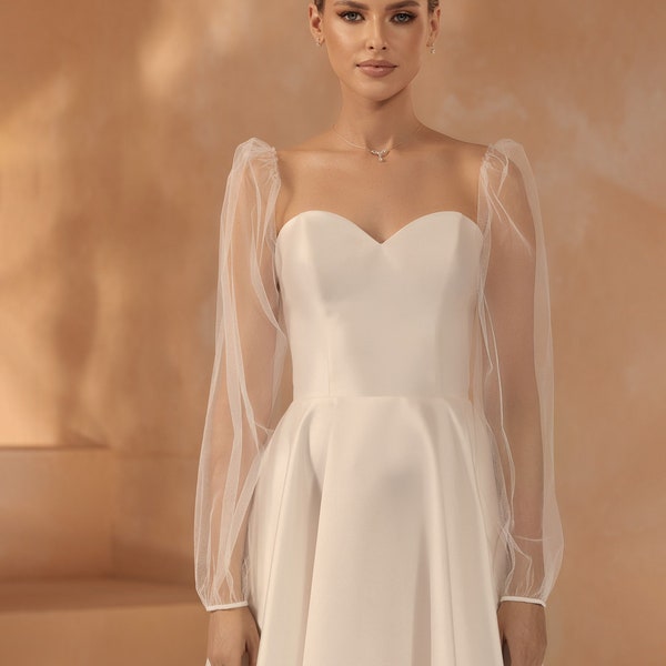 Detached tulle bridal sleeves