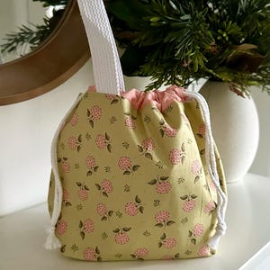 Small drawstring knitting project bag Spring flowers