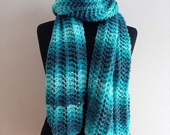 Knit Scarf Pattern Chunky Yarn, Quick Knitting Project  (English PDF)