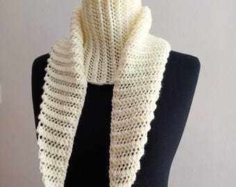 Easy Small Triangle Scarf Pattern Knitting Beginner Knit Pattern ...