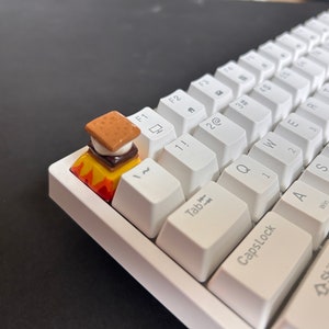 S'more Artisan Keycap: Novelty Cherry Switch Keycap