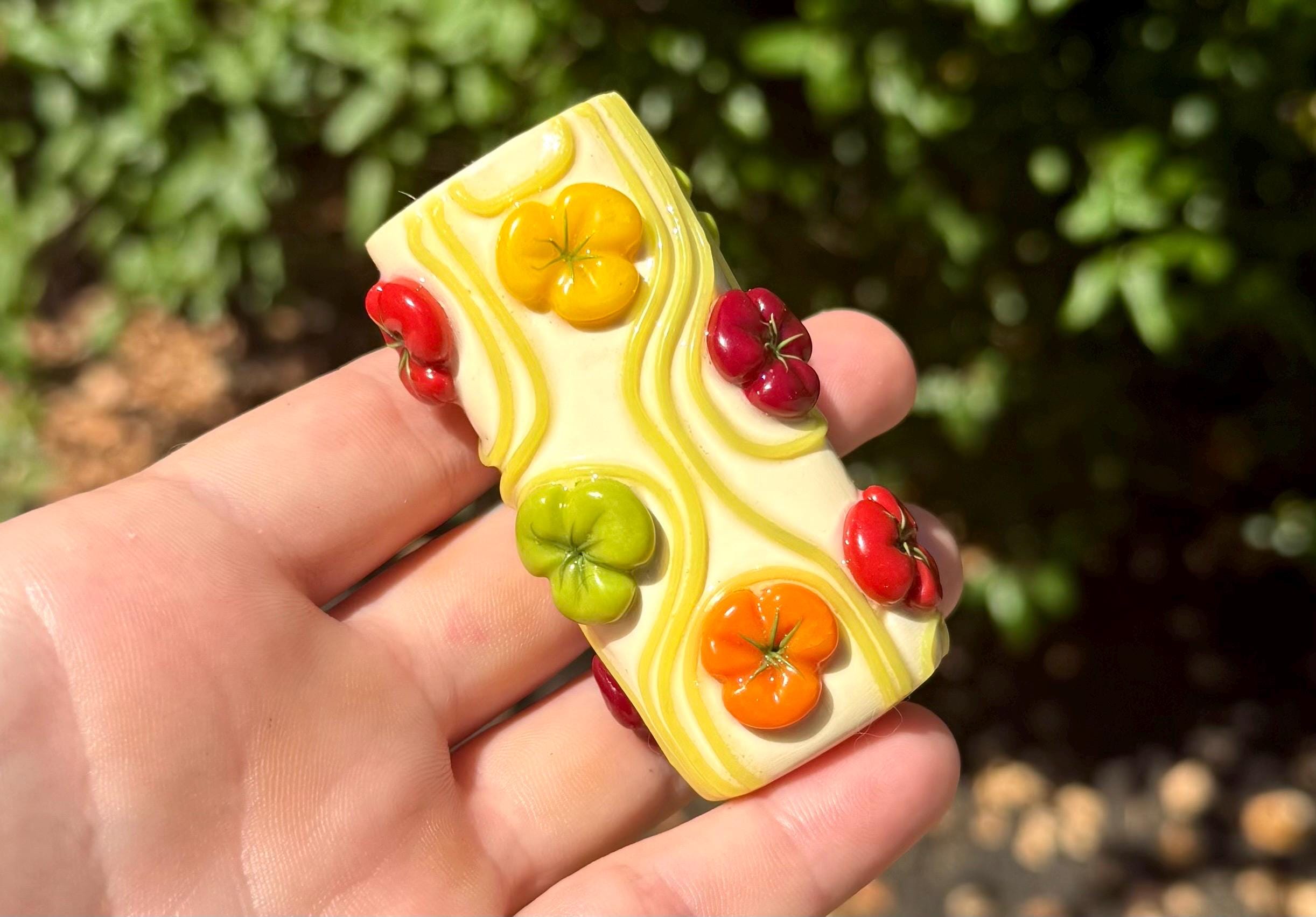 トマトのライターケース、手作りの粘土ライターケース、かわいいトマト