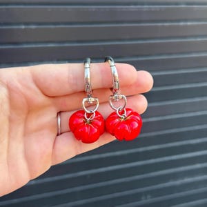 Porte-clés tomate, breloques artisanales en argile pour sac à main