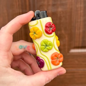 トマトのライターケース、手作りの粘土ライターケース、かわいいトマト