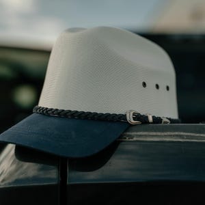 Cowboy Cap: Half Cowboy Hat, Half Ball Cap. image 3