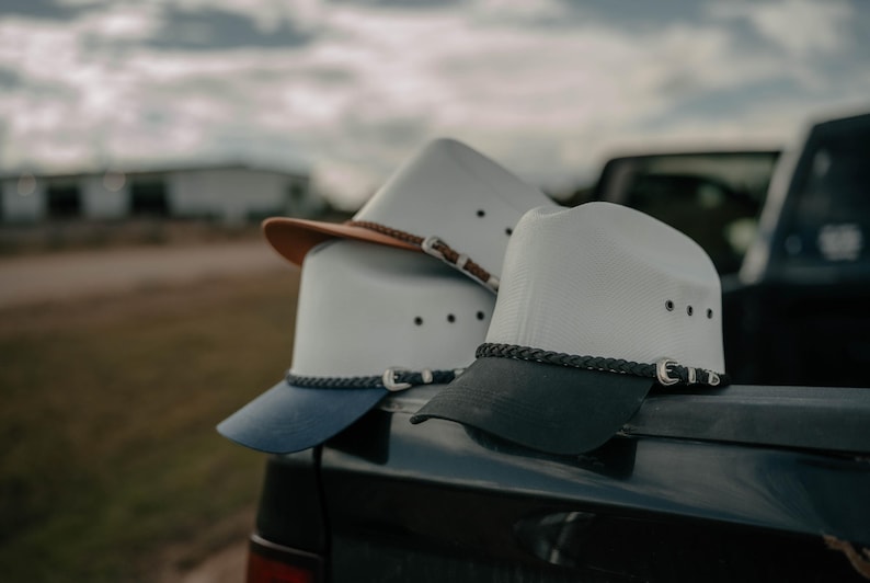 Cowboy Cap: Half Cowboy Hat, Half Ball Cap. image 4