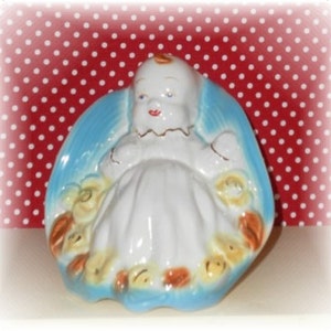 Vintage Hull Baby Bonnet Planter - Retro Vintage Kinderzimmer Baby Dekor