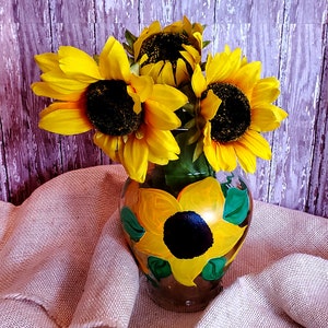 Hand Painted Sunflower Glass Vase, Country Farmhouse Décor, Table Centerpiece, One Of A Kind, Summer Wedding Décor, Housewarming Gift