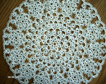 Tatted Doily, Tatting, White Tatted Round Doily, Handmade, Christmas Doily, Centerpiece White Doily