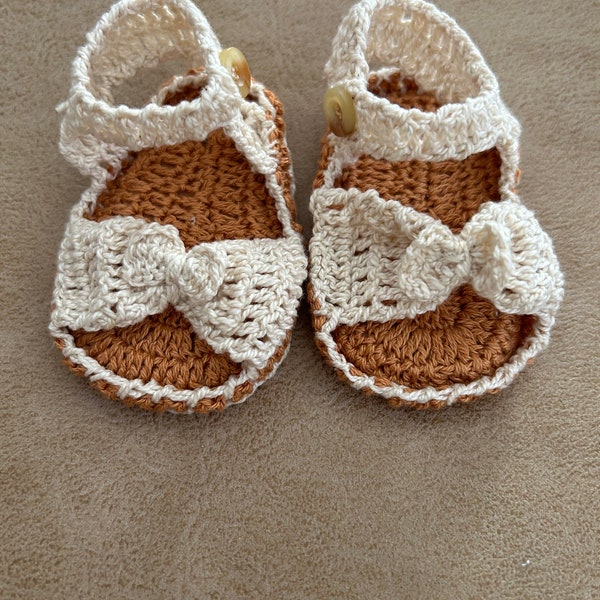 sandalias de bebé