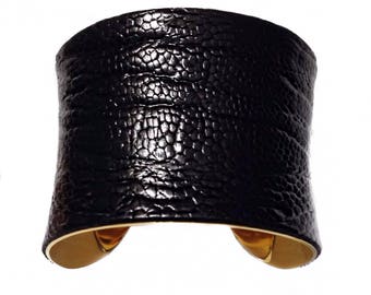 Black Ostrich Leather Cuff Bracelet, leather cuff, bangle bracelet, leather bracelet - by UNEARTHED