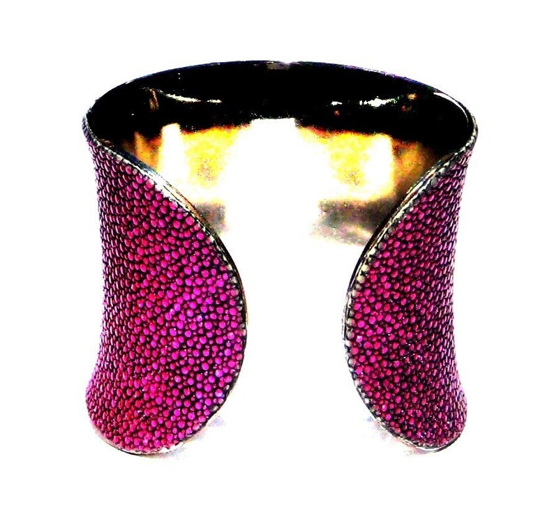 Metallic Genuine Stingray Cuff Bracelet in Magenta image 3