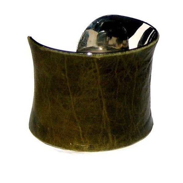 Moss Green Distressed Leather Silver Lined Cuff