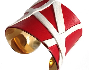 Rot und weiß Käfig Leder Manschette Armband - von UNEARTHED