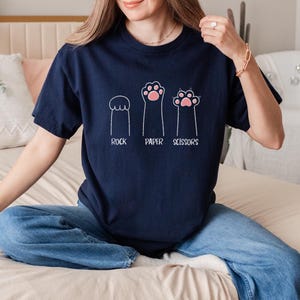 Funny Cat Paw Graphic Tee – Playful 'Rock Paper Scissors' Design, Quirky Casual Shirt, Creative Animal Lover Gift, Stylish Wear