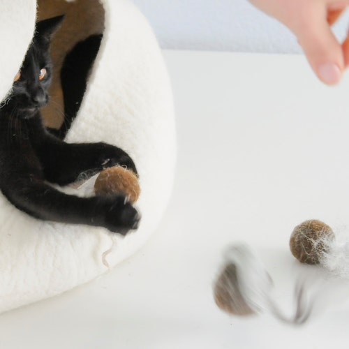 Wool Cat Toy / Felt Ball / Wool Cat Toy / Ball Cat Toy / Etsy Australia