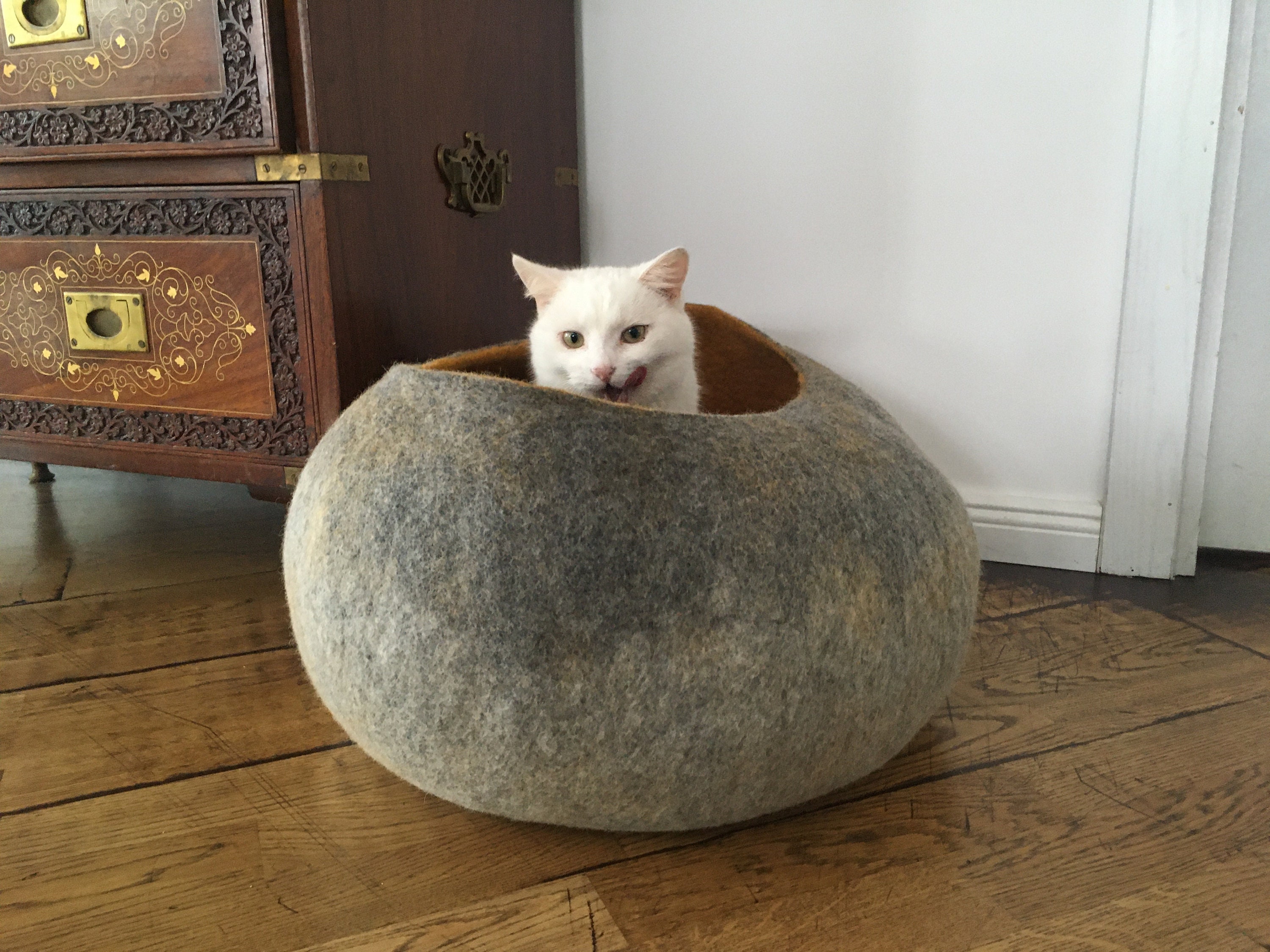 felt cat pod