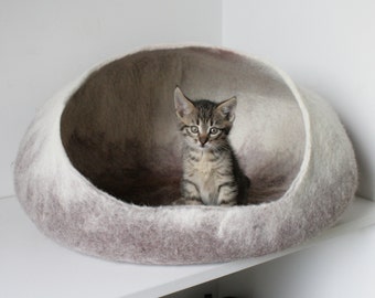 Beige Ombre White Dog bed, Cat Bed, Cat Cave, Dog Cave, Cat House, Cat Furniture / Felt Vessel, Cocoon, Felt Wool Crisp Modern Design
