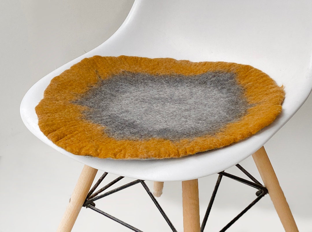 Cat Purrs Quilted Round Mat GFTOMA6608