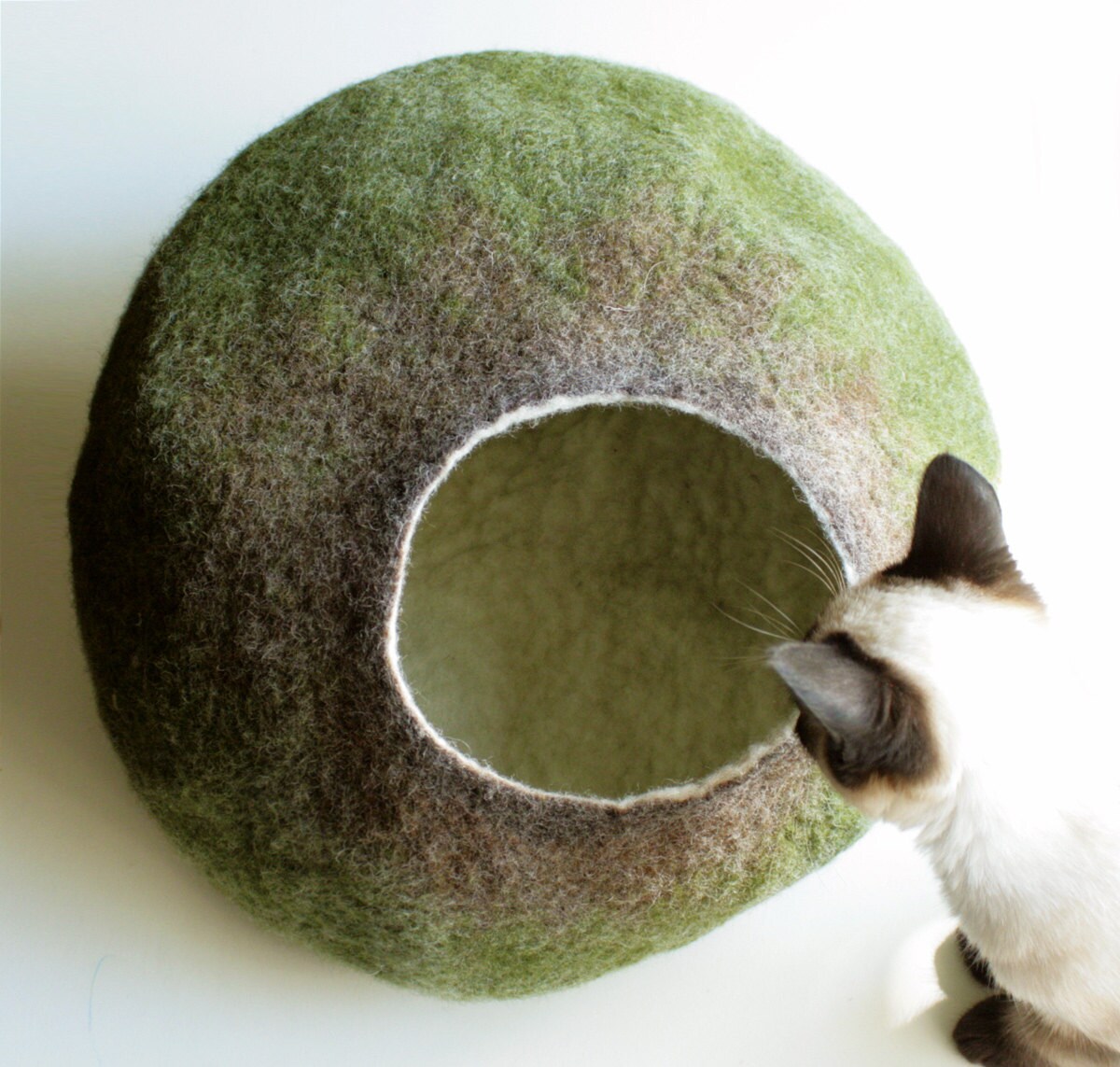 Pure Wool Cat Nap Cocoon / Cat Cave / Cat Bed / Sustainable Etsy