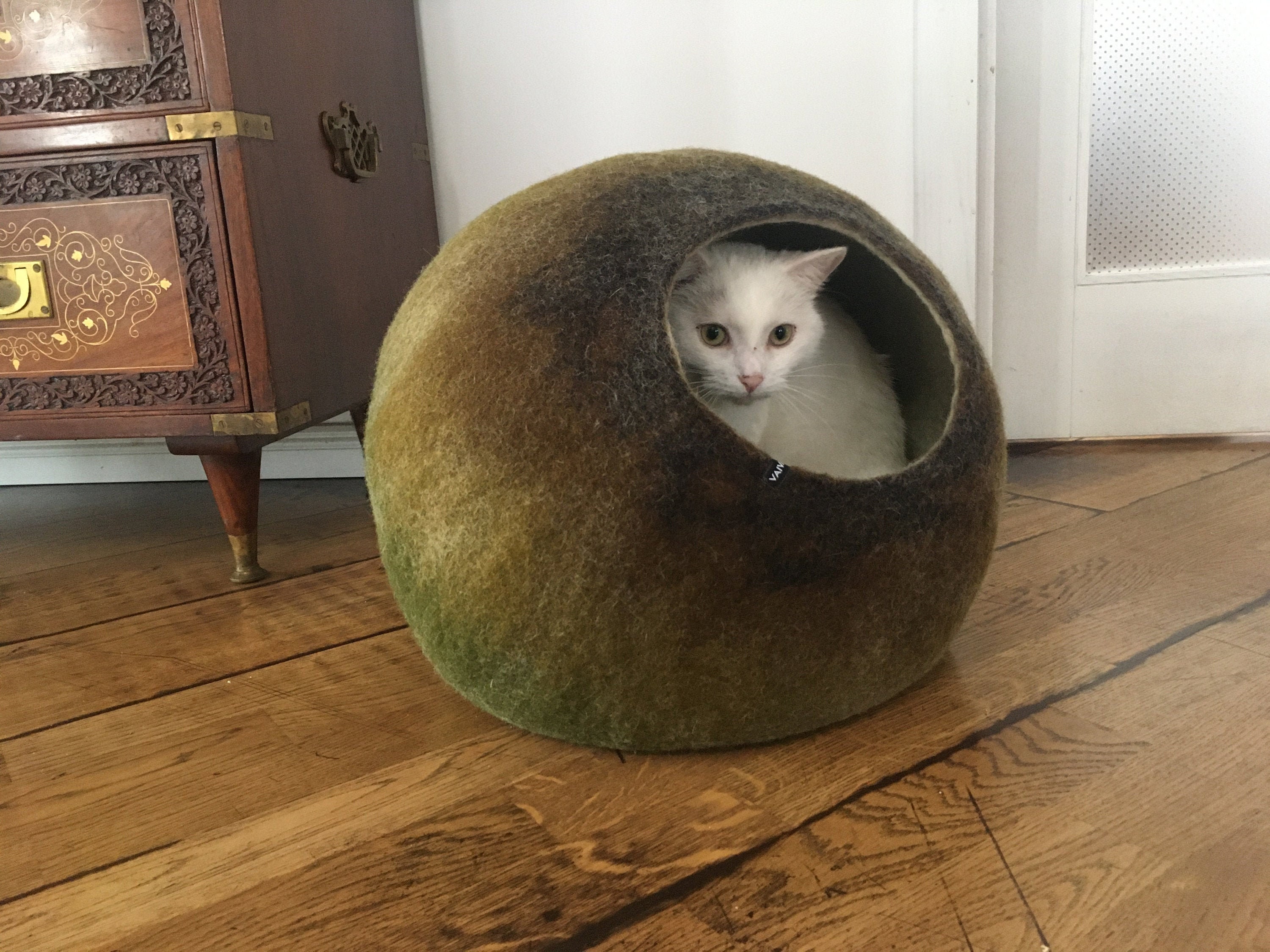 Pure Wool Cat Nap Cocoon / Cat Cave / Cat Bed / Sustainable Etsy