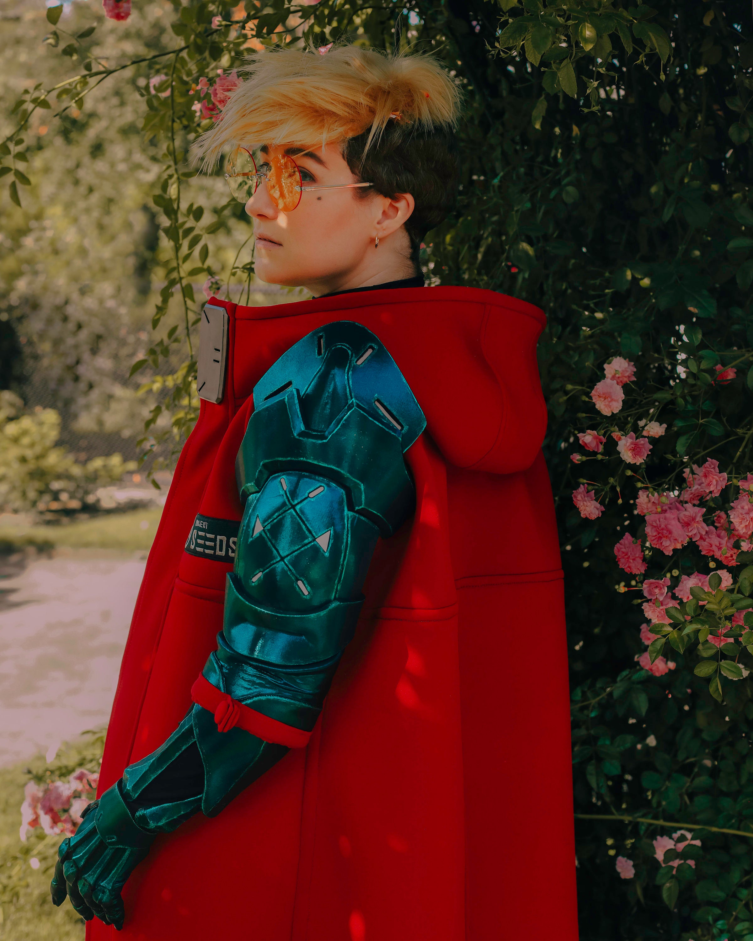 【TRIGUN STAMPEDE 】ヴァッシュ　フード付きジャケット(Mサイズ) Vash the Stampede Model Coat TRIGUN STAMPEDE – SuperGroupies USA