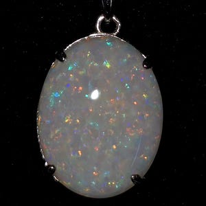6.35 CT. Solid Natural Mintabie Opal in ss Pendant