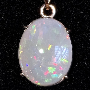 5 CT. Solid Natural Coober Pedy Opal in ss Pendant