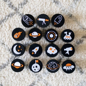 SPACE Drawer Knobs!! Handles for Nurseries, Kid&#39;s Rooms, Cabinets, and Dressers! Astronaut Knobs,Cabinet handle,Dresser handle,simple knob