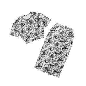 Black & White Floral Skirt and Crop Top Set - Monochrome Two-Piece Outfit with Pockets - Bold Modern Matching Set - Festival and Streetwear